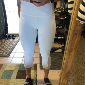 White Lululemon Twist & Train Crop Capri